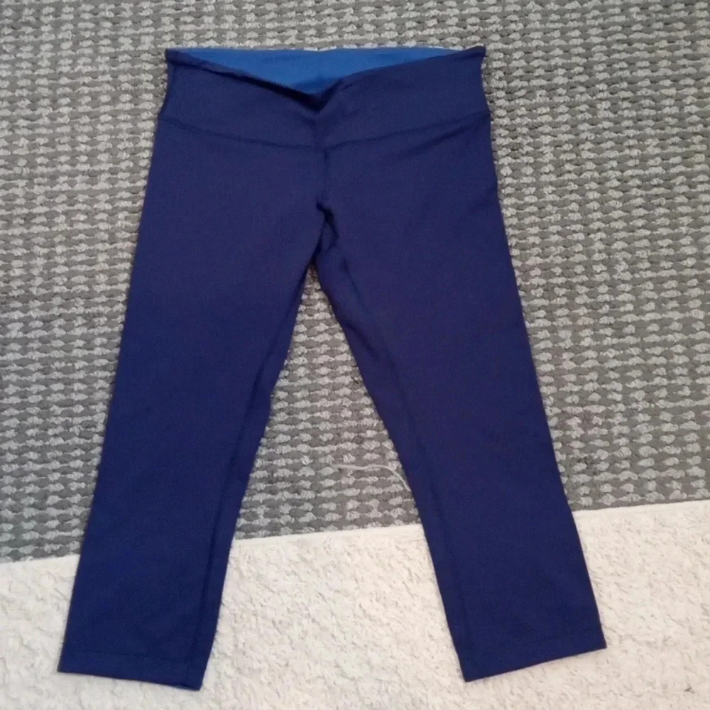 Lululemon soulcycle crop leggings size 10 women